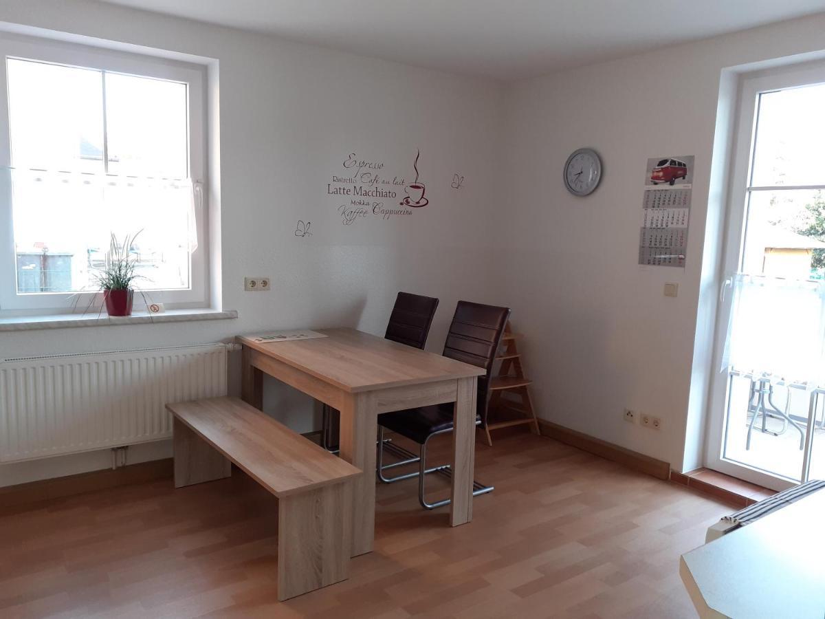 Ferienwohnung - August-Bebel-Str. 19 Oelsnitz  Extérieur photo